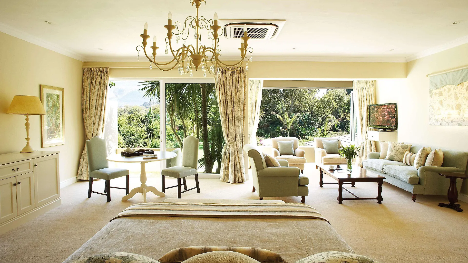 Last Word Constantia Cape Town Guest house