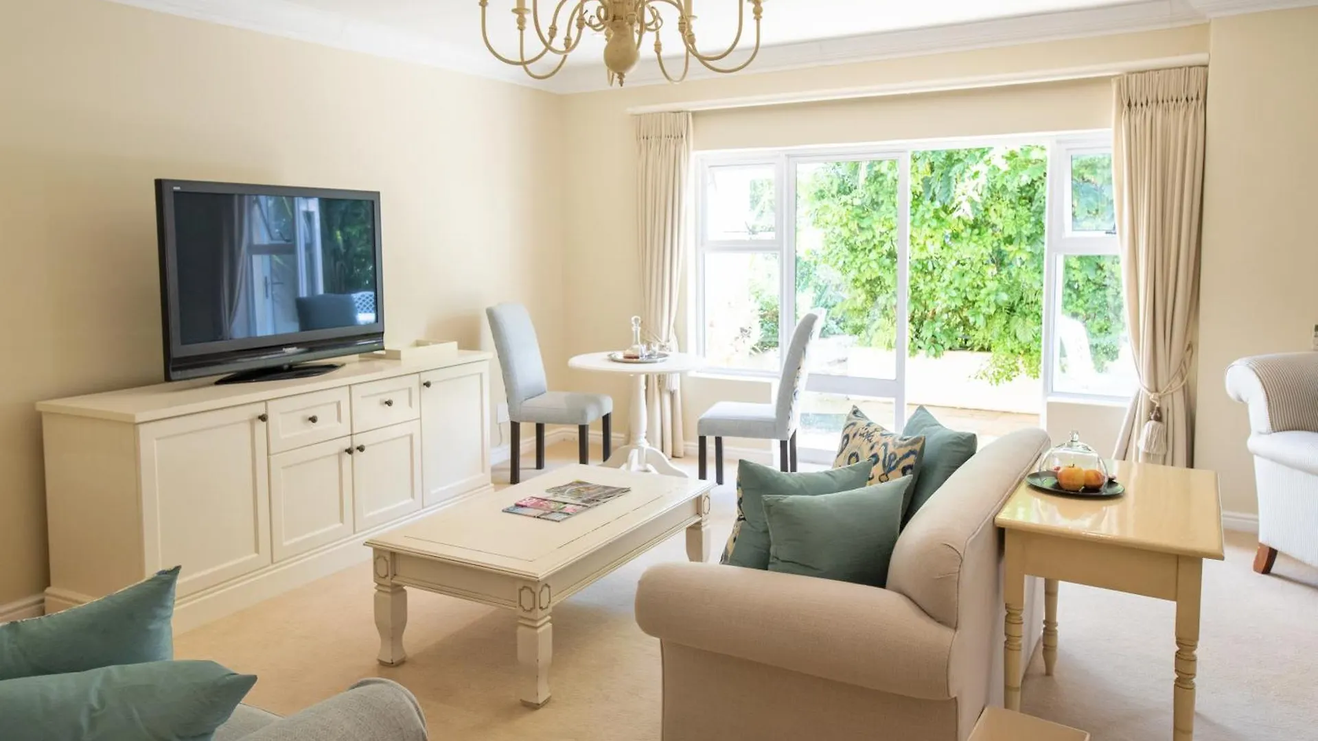 Guest house Last Word Constantia Cape Town